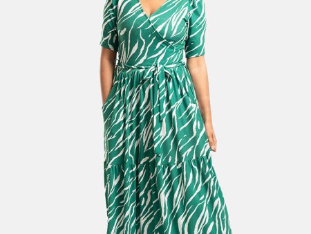 Audra Green Tiger Stripe Print Tiered Hem Midaxi Dress Fashion