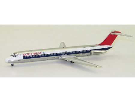 1 200 Northwest Airlines McDonnell DC951 Cheap