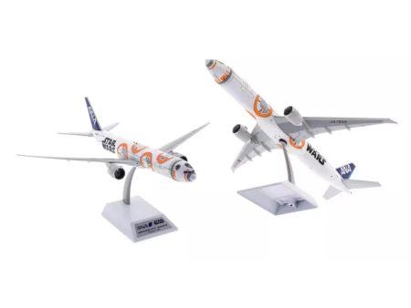 1 200 ANA Boeing 777300ER JA789A Star Wars BB8 Supply